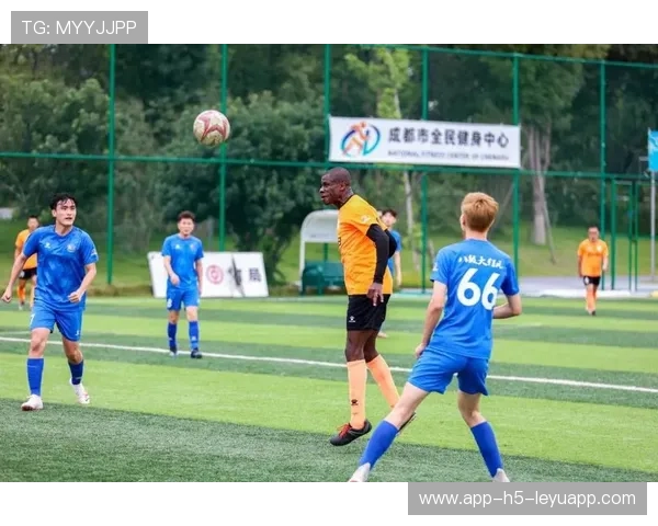 俱乐部启动女性足球发展计划获支持 俱乐部启动女性足球发展计划获支持